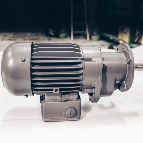 Why AC Gearmotors Are Used in Industrial Applications